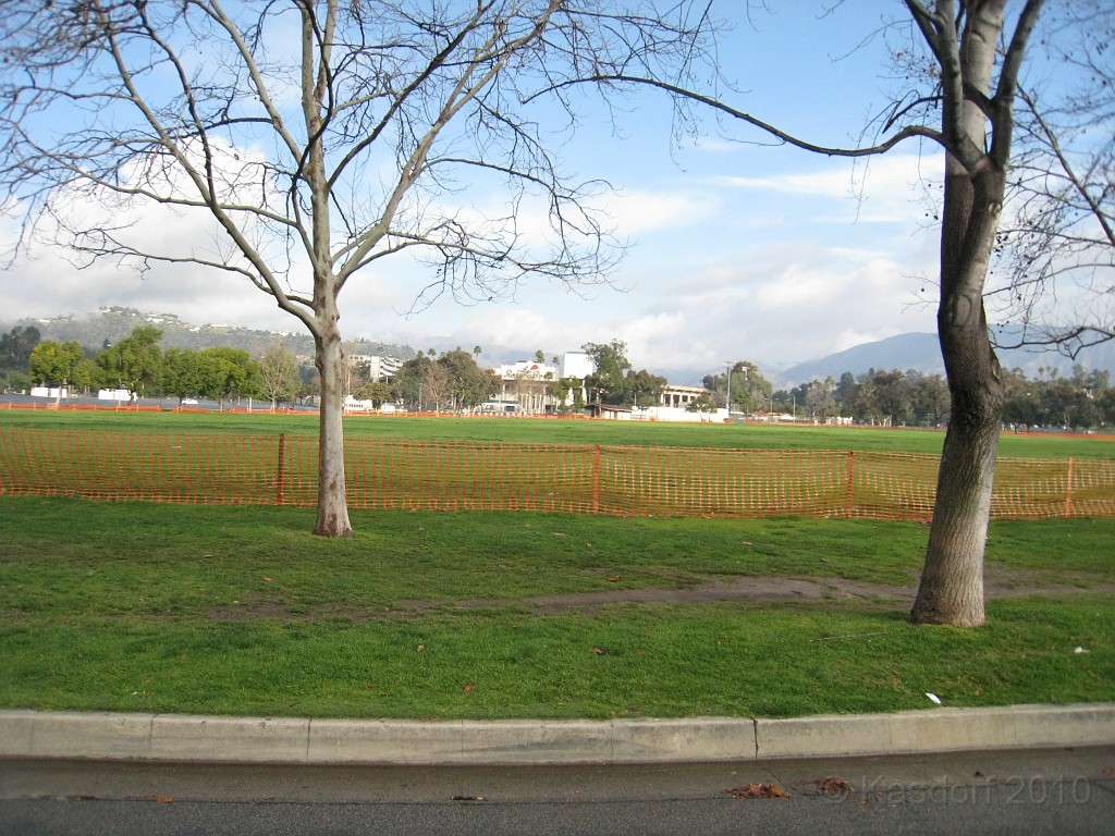 Pasadena Marathon California 2010-02 0570.jpg - The Pasadena California Marathon - 2010.